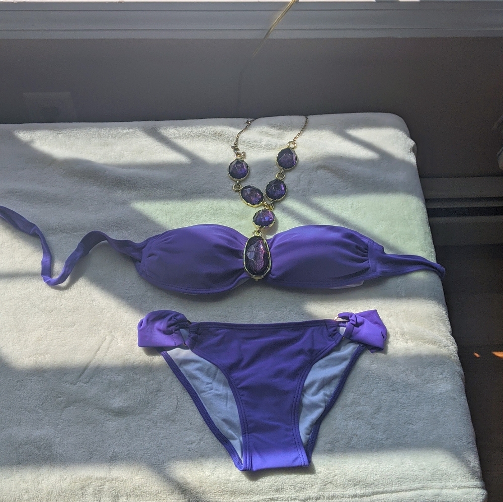 TopMelon bikini BUNDLE AND SAVE I ALSO ACCEPT OFFE